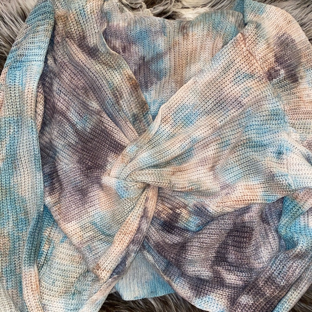 High end boutique loose fit sweater.